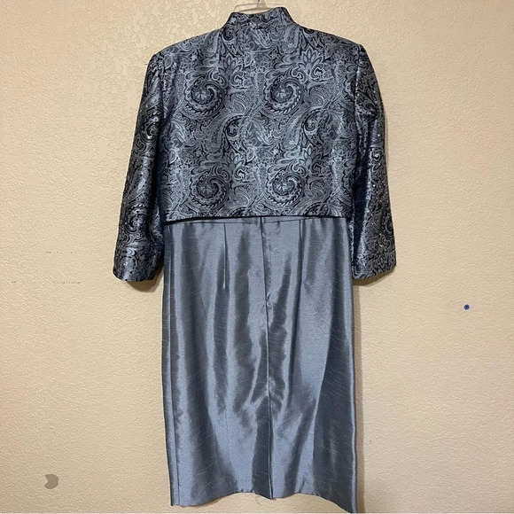 Davids Bridal Mother's Wedding Dress size 6 - Picture 3 of 16